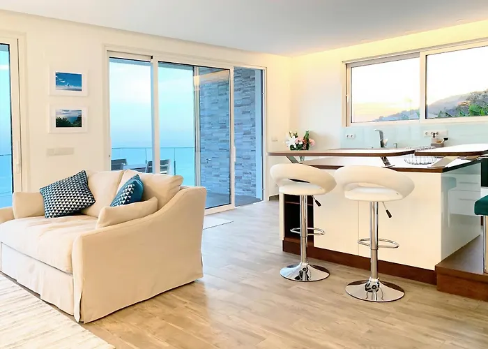 Ocean View Apartment *